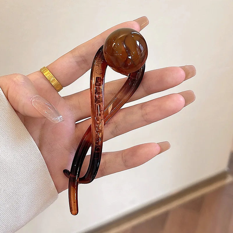 Pearl Twist Hair Clip