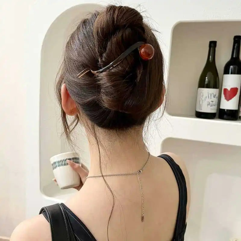 Pearl Twist Hair Clip