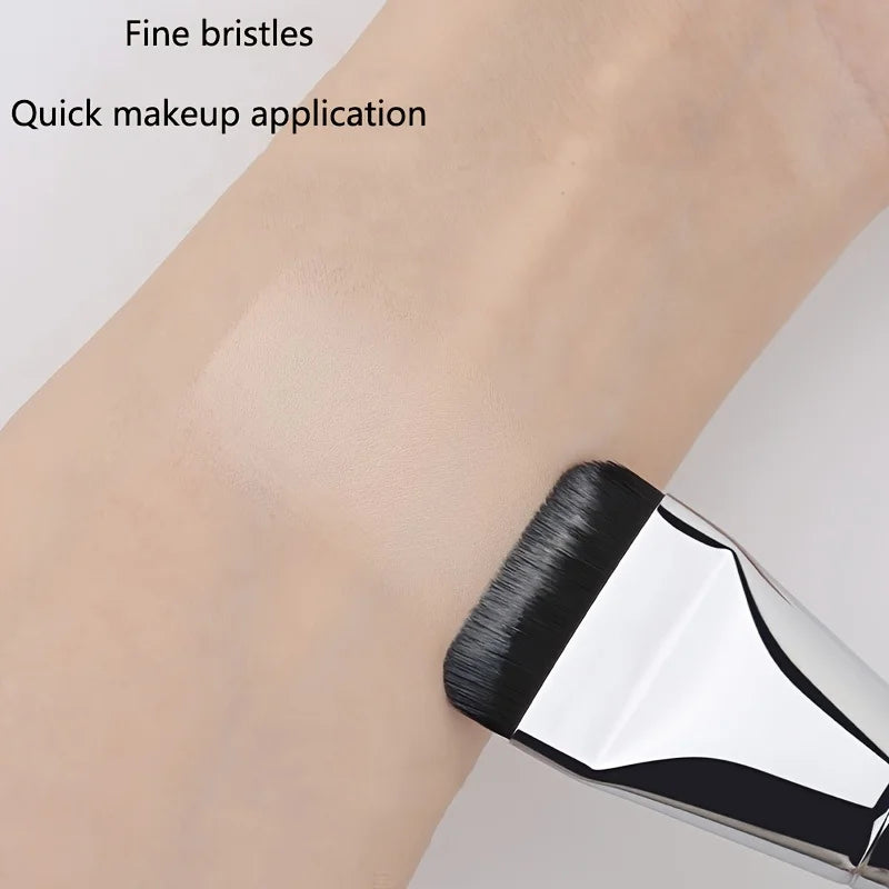 Oval Foundation Brush