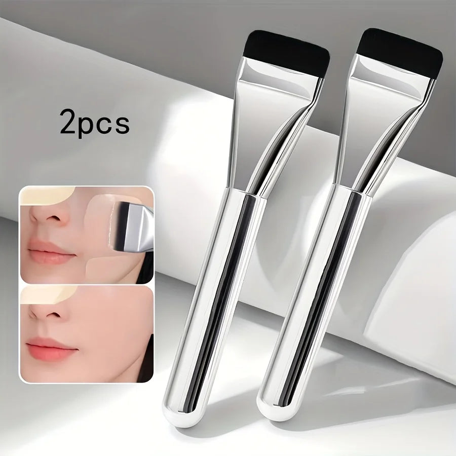 Oval Foundation Brush