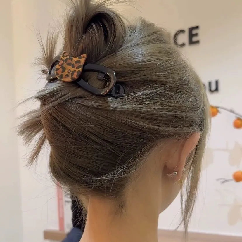 Pearl Twist Hair Clip
