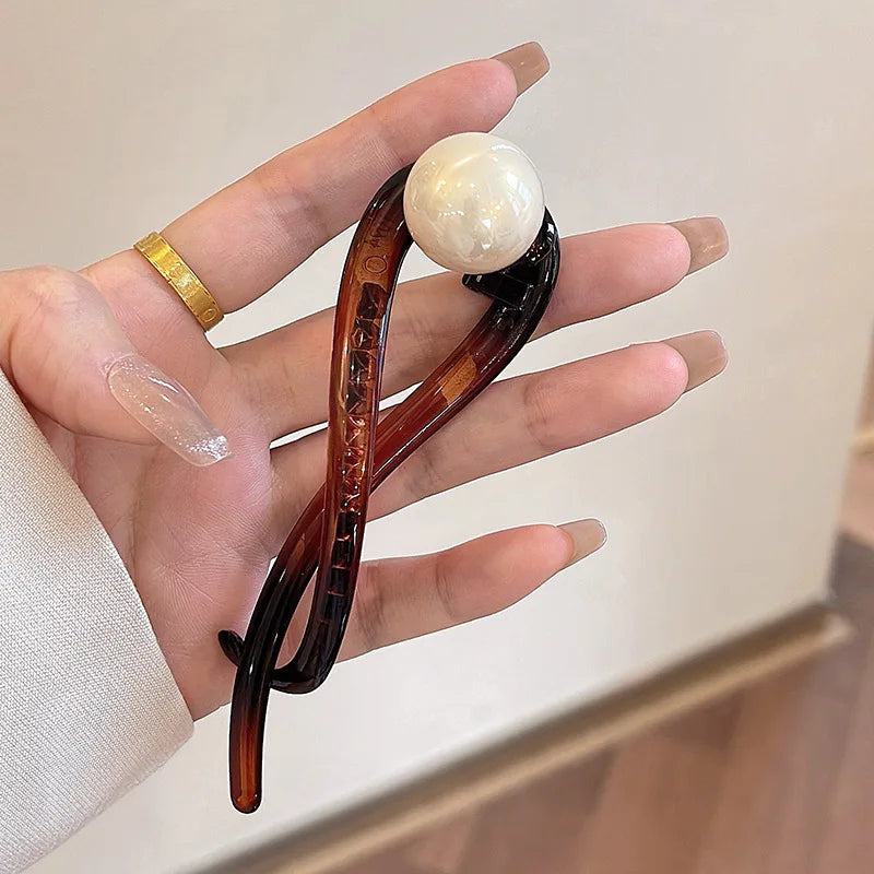 Pearl Twist Hair Clip