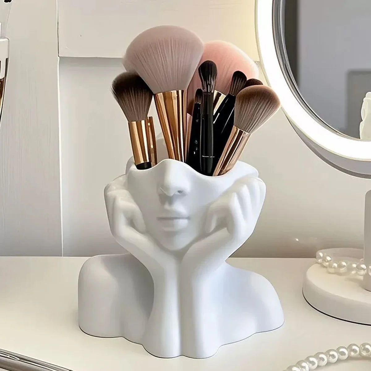 Face Design Makeup Brush Holder