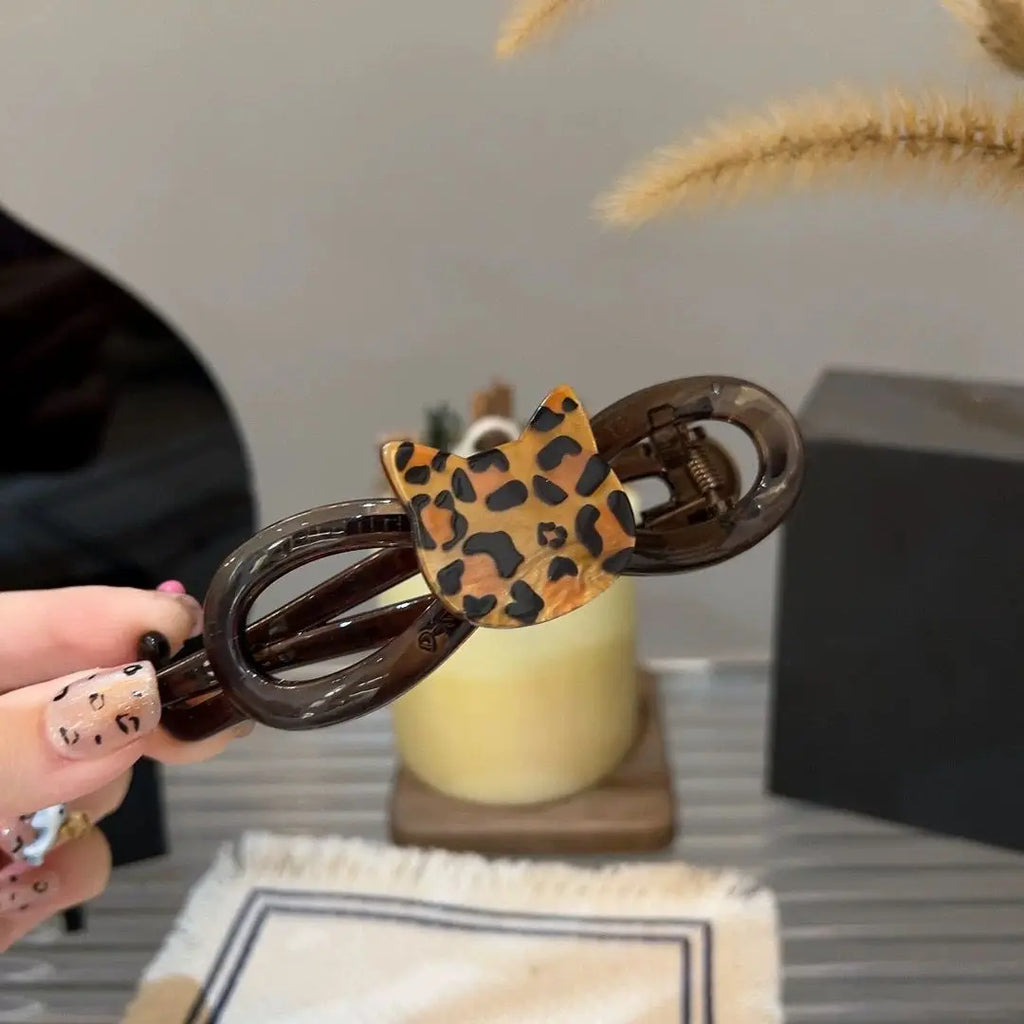 Pearl Twist Hair Clip